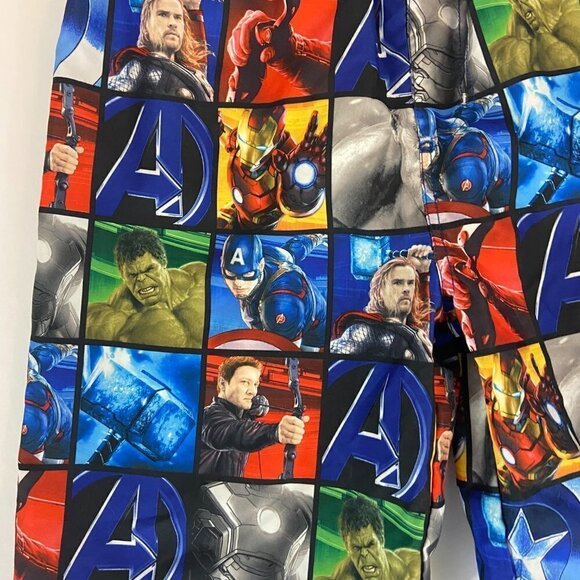 Marvel Avengers Boys Swim Trunks Youth Size L 22 in. Waist NWOT - Picture 4 of 9